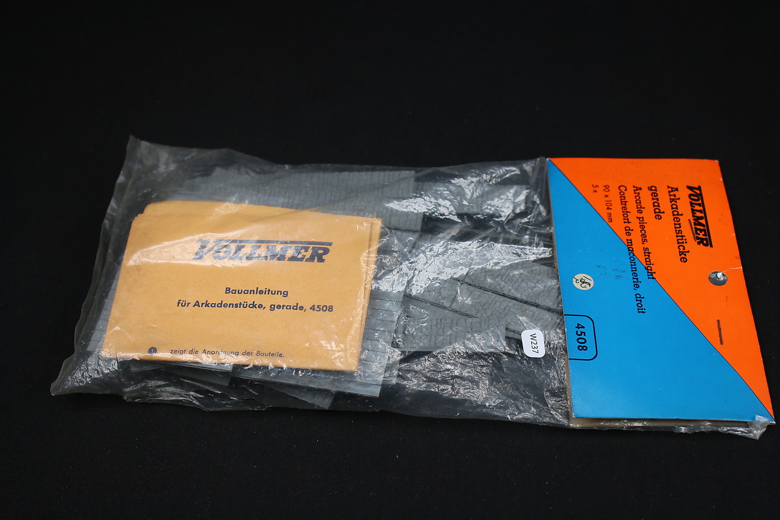 Contrefort droit VOLLMER 4508 pour habiller les tunnels de train miniature