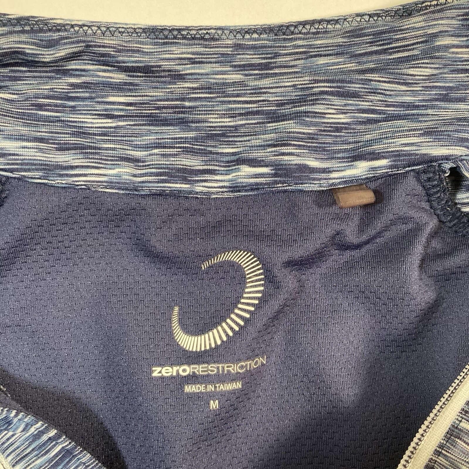 Zero Restriction Shae Quarter Zip Medium Mock Nec… - image 3