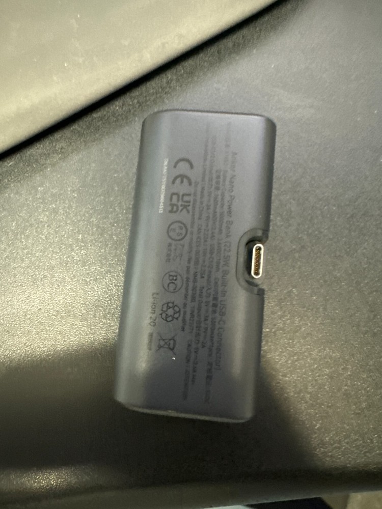 Portable Power Bank with Built-in USM Cable