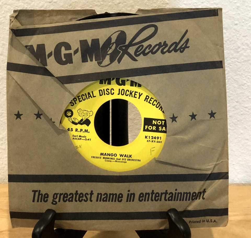 VINTAGE 1957 MGM PROMO FREDDIE MUNNINGS BAHAMA LULLABY MANGO WALK 45 RPM RECORD Foto 2 de 4