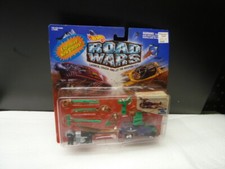 ROAD WARS "STREET CLEAVER" Maniax Vehicle - Hot Wheels 1994 Mattel # 13006 NEW
