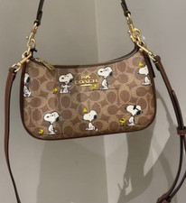 Coach X Peanuts Teri Shoulder Bag In Signature Canvas With Snoopy Print CBJ88