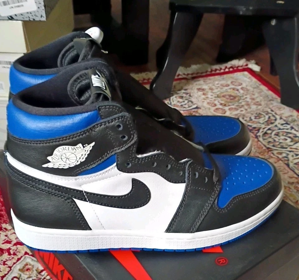 Talla 8.5 - Jordan 1 Retro OG Puntera Alta Real Foto 2 de 4