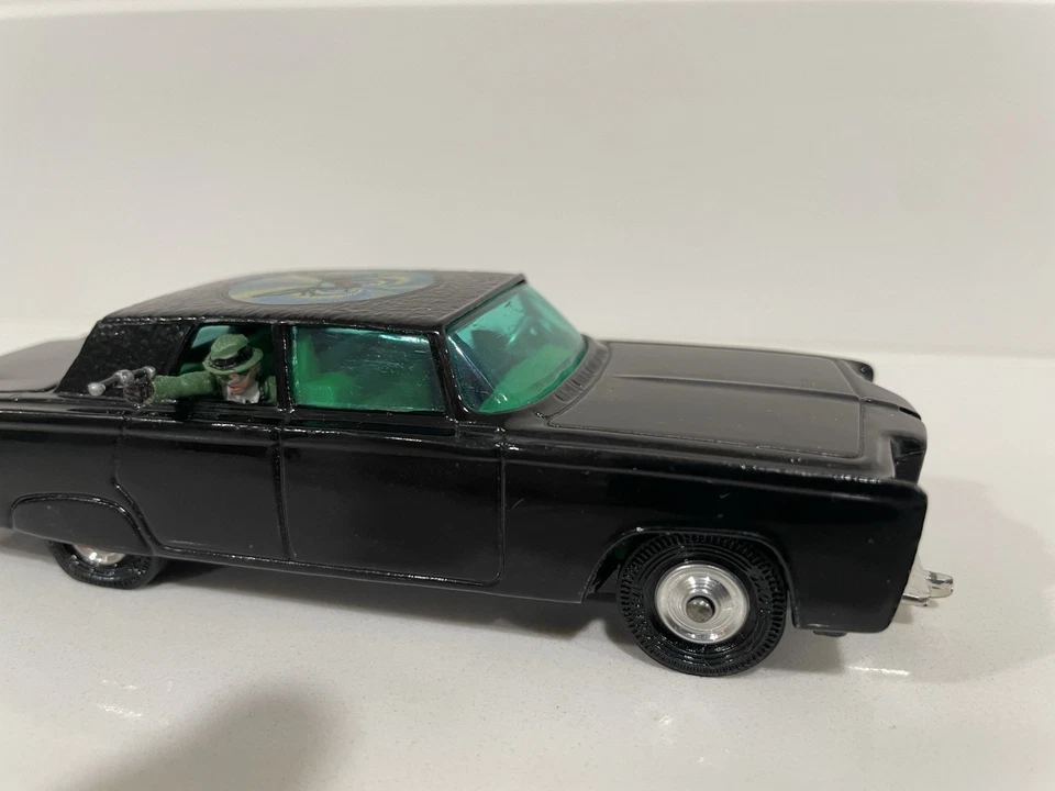 VINTAGE CORGI TOYS # 268 GREEN HORNET BLACK BEAUTY MODEL CAR COMPLETE SET NO BOX - Image 2 of 4