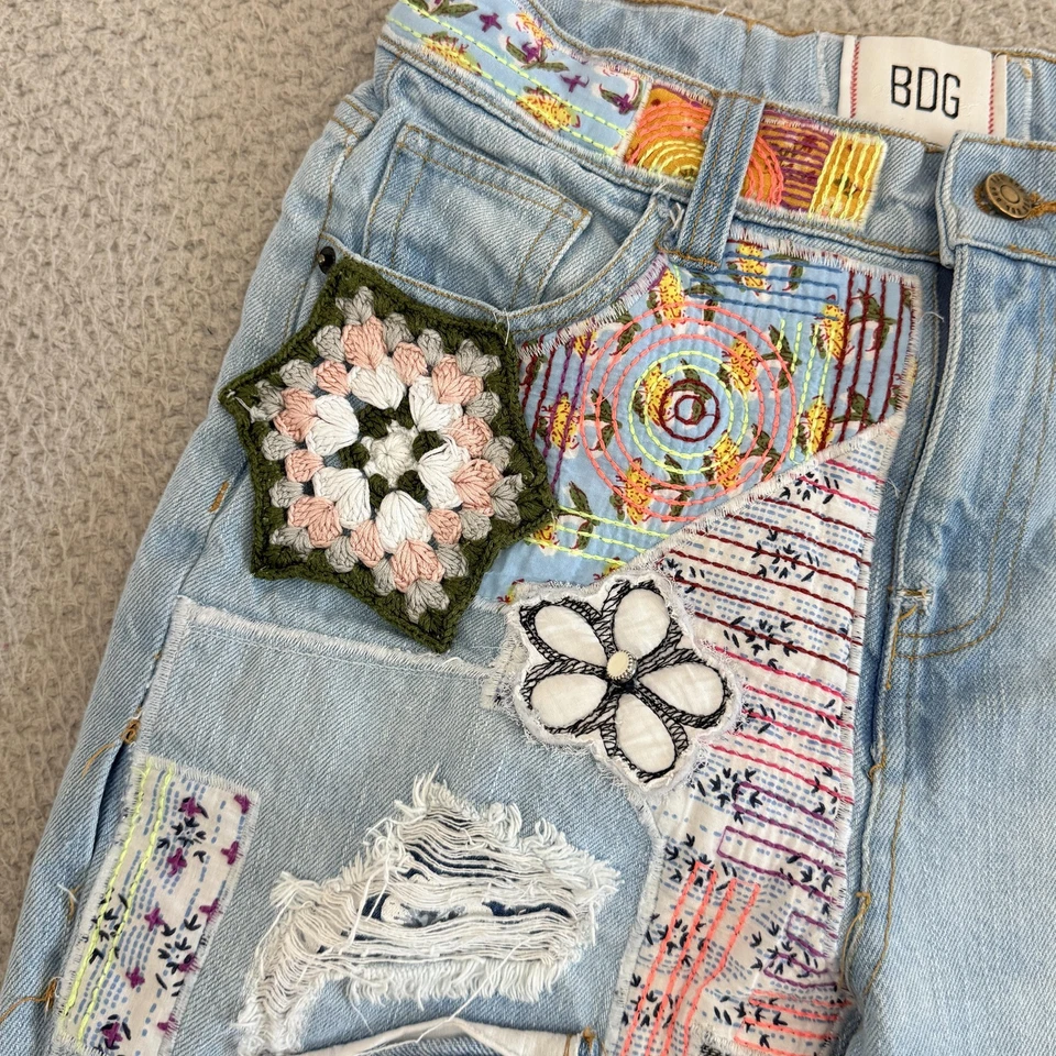 BDG牛仔裤女式25拼布喇叭波西米亚刺绣钩针节 — 第 3/4 张图片