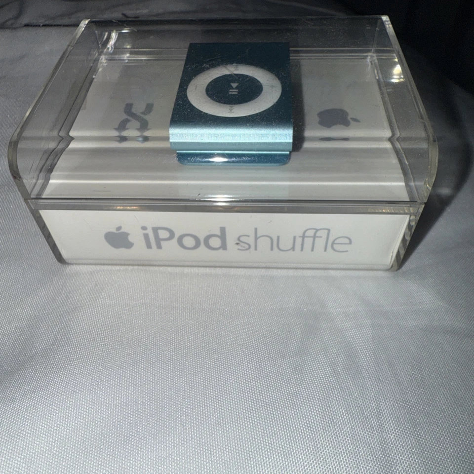 Apple iPod Shuffle, A1204, Blue, 2nd Gen, 1 GB - Image 2 of 3