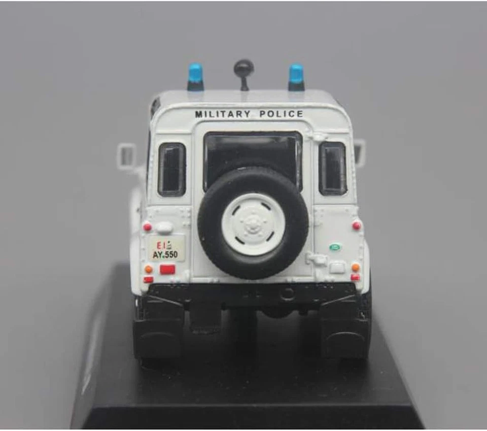 LAND ROVER DEFENDER 90 UNITED NATIONS 1:43 Scale Model Toy Car Police UN 1998 - Image 2 of 4