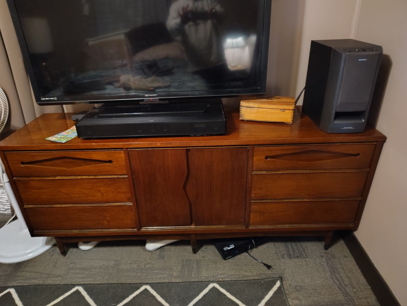 Brown 6 Drawers 2 Doors Shelves Living Room
