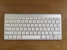 Apple A1314 Wireless Keyboard Compact
