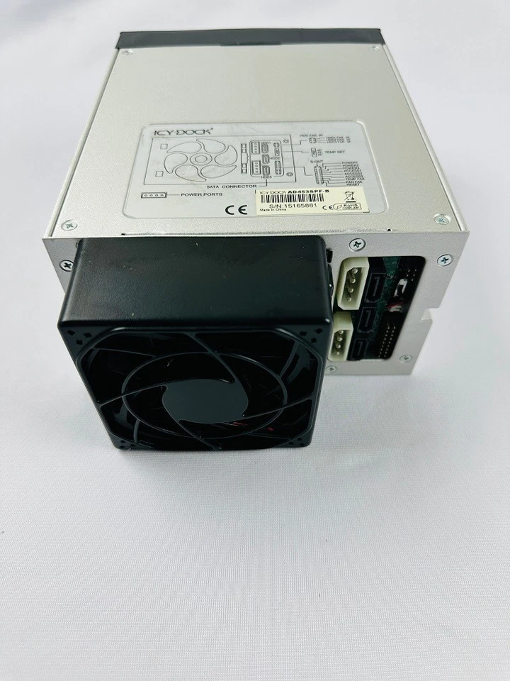 Icy Dock AD453SPF-B HDD/SSD Enclosure - Image 3 of 4