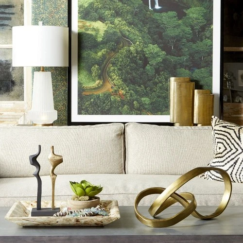 Cyan lighting - Britons - 15 Inch sculpture - Picture 4 of 4