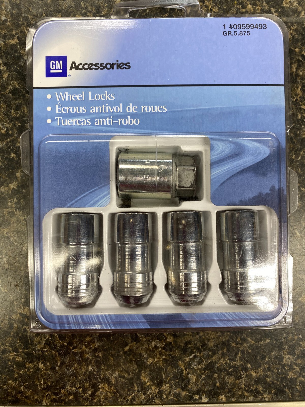 Genuine GM Wheel Lock Kit Chrome 85105307 2020 CHEVY BLAZER eBay