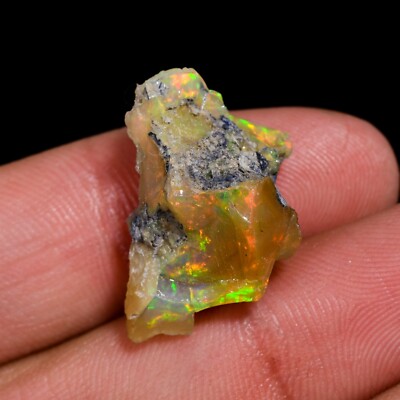 Ethiopian opal Grobem, black raw, Natürlich Fire loose gemstone 11.20 Karat