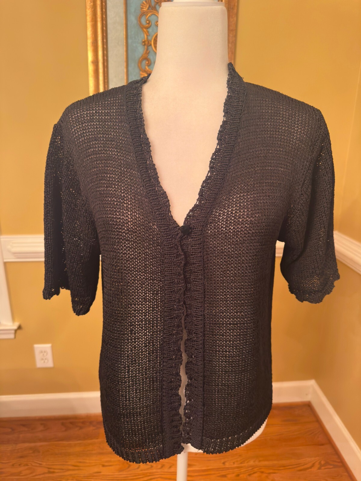 Picture 1 of 4