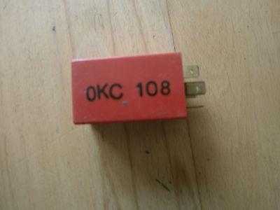 Ford Sierra Scorpio Escort OKC 108  Wisch-Intervall Relais  68125 / 68 125