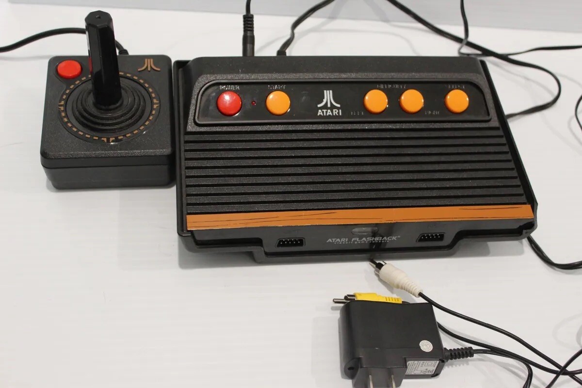 Guy-Tech Adattatore AC/DC Per Atari Flashback 2 Classica Console Di Gioco Flash Back Player 26519 Atari 2600 NOB 40 Giochi Alimentatore Cavo Da Parete Spina EU - Foto 8
