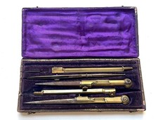 Antik Set Mit Ausarbeitung Zubeh&ouml;r IN Solid Messing W / Schutzh&uuml;lle,Sehr Rare !