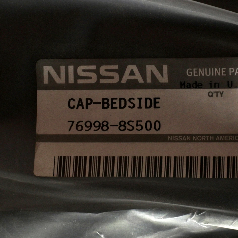 NUEVO FABRICANTE DE EQUIPOS ORIGINALES 04-15 Nissan Titan doble cabina lado de la cama del pasajero derecho tapa de riel de la cama negra Foto 3 de 3