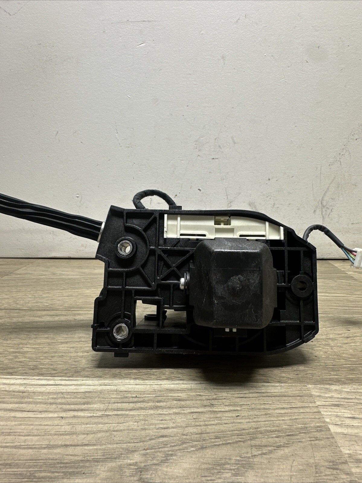 Maserati GranTurismo GranCabrio Floor Shifter Gear Shift Selector OEM 50k Miles