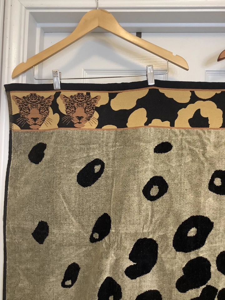 100% Egyptian Cotton Tiger On The Beach 40x70 Beach Towel Made In Egypt New - Image 3 of 4