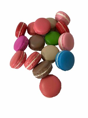 16 Pcs faux  Macaron Cookies. New.