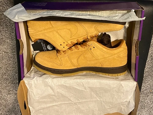 NEW Nike SB Dunk Low Pro Mens Wheat 2020 BQ6817-204 Size 8 WITH BOX