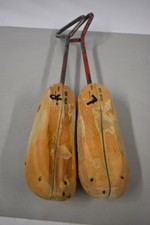 PAIR Vintage Wooden Shoe Stretcher Red Head Rochester NY Size 00