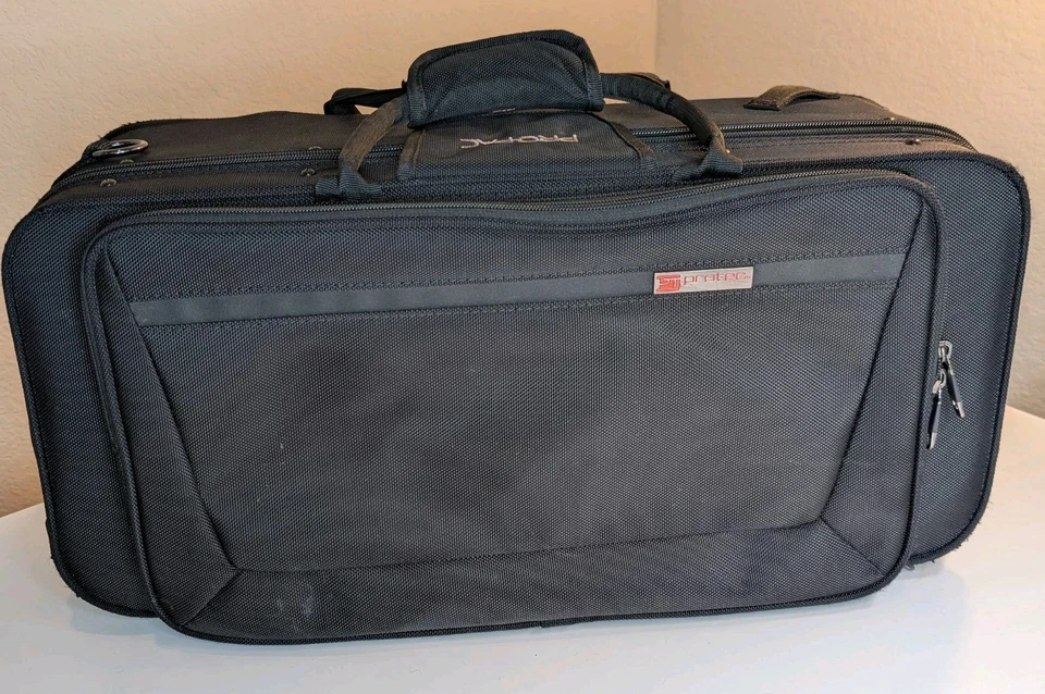Protec PB301 PRO PAC Rectangular Trumpet Case Black Used VGC w/ Strap - Image 2 of 4