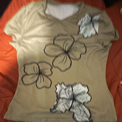Women's Beige Floral Crew Neck T-Shirt L Regular Polyester Short Sleeve Pullover