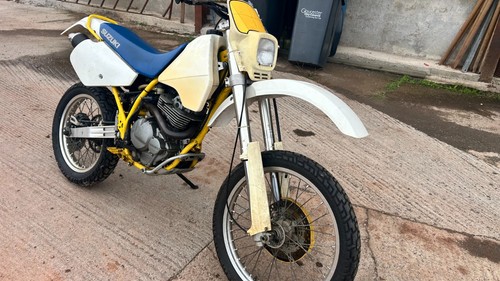 1990 Suzuki DR383 50 image