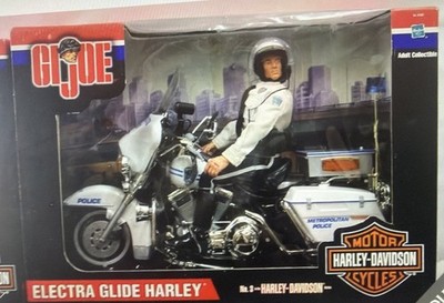 GI JOE HARLEY-DAVIDSON ELECTRA GLIDE HARLEY W/ METRO POLICE OFFICER HASBRO NEW