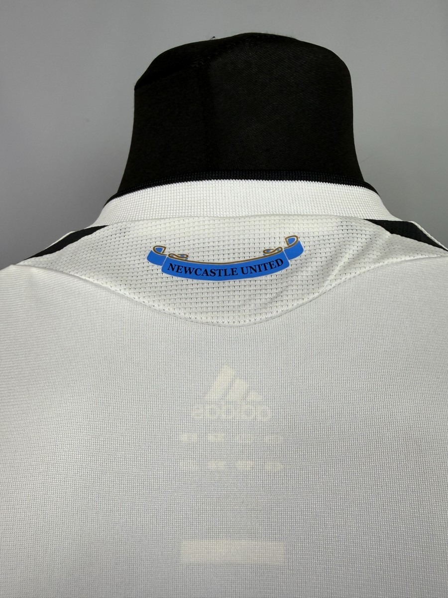 NEWCASTLE UNITED 2009 2010 HOME SHIRT FOOTBALL SOCCER JERSEY