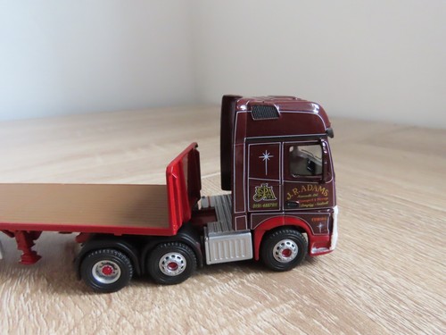 Camion pianale Oxford 76MB003 J.R. Adams Mercedes-Benz MP4 1:76 modello pressofuso - Foto 4 di 7