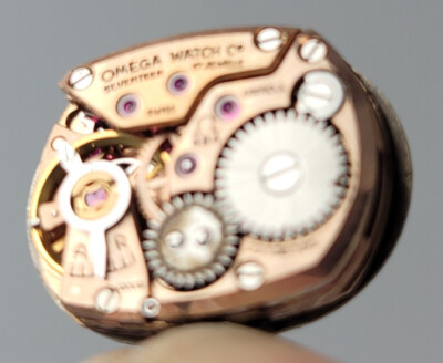 VINTAGE OMEGA LADIES MANUAL WIND WRIST COCKTAIL DRESS WRIST  display picture 3