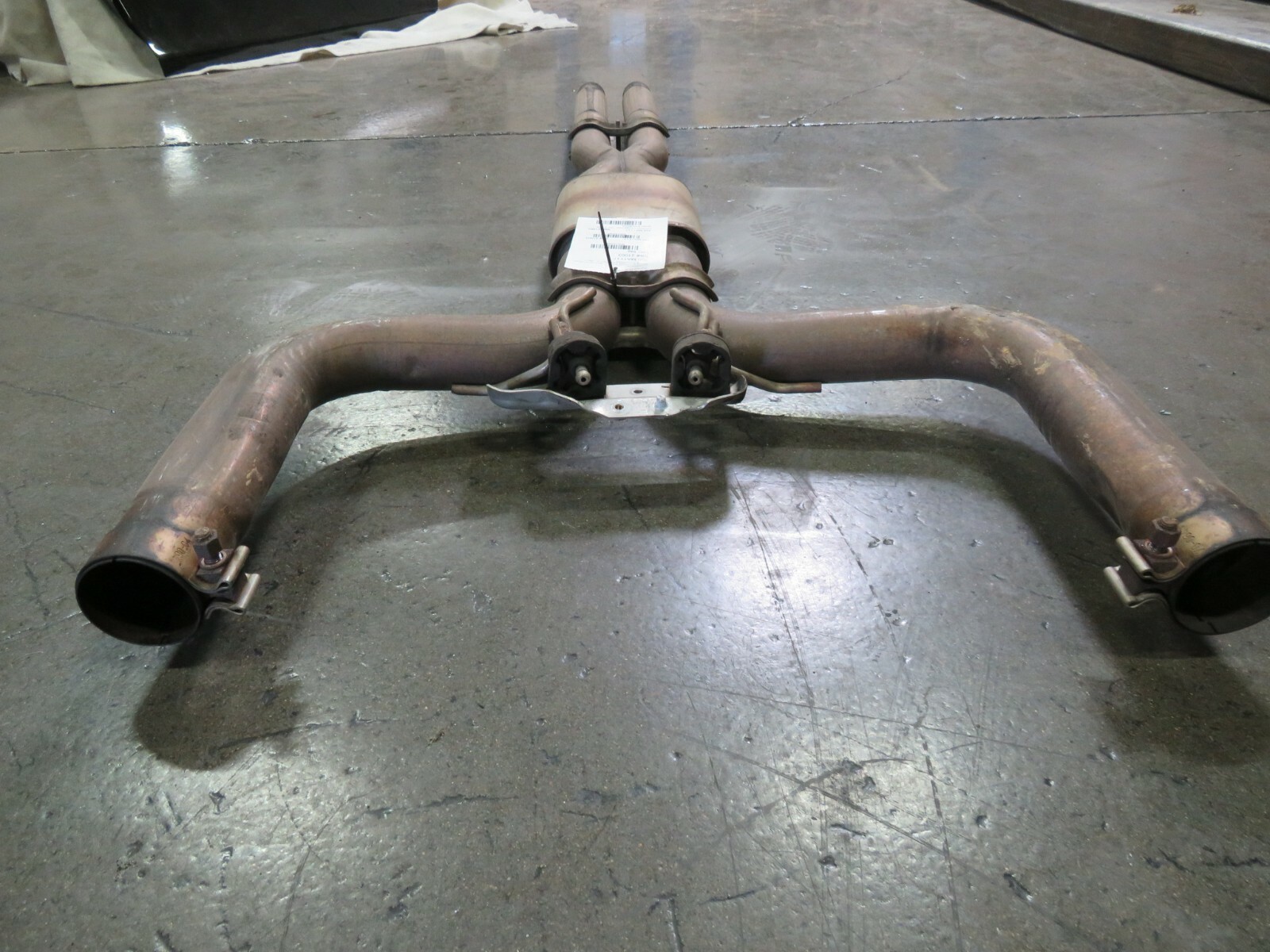Maserati Quattroporte, Exhaust Cross Pipe, Used, P/N 670009393