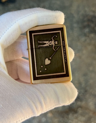 Blackbeard's Flag 1718 “No Quarter” Zippo Armor Brass | Deep