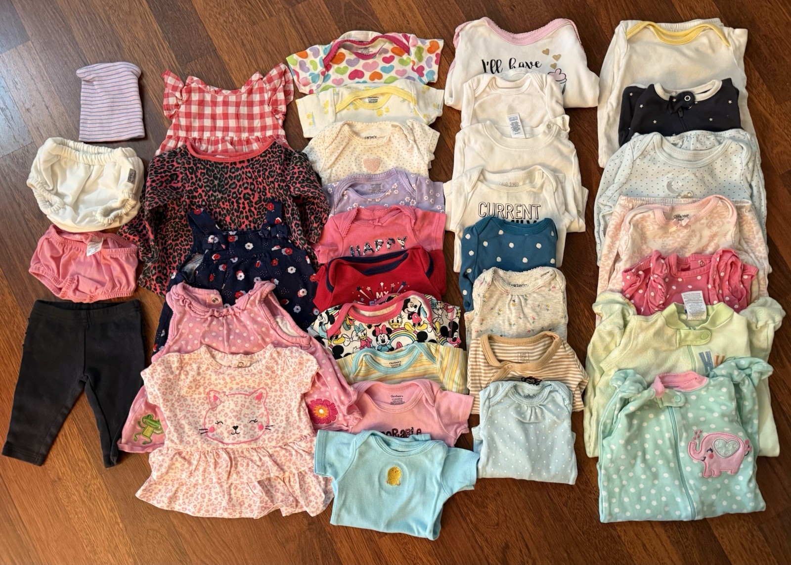 34 Piece Lot Of Girls Newborn And 0-3 Month Clothes Bodysuits Sleepers And More!