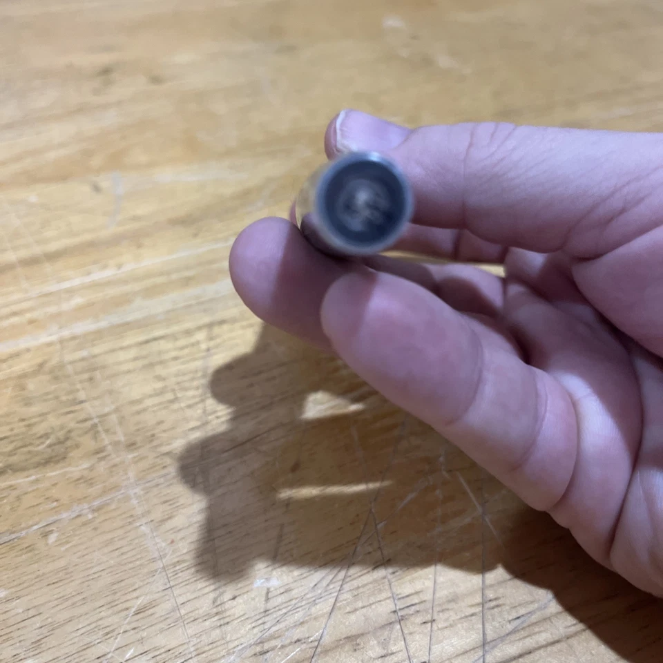 Avon Glazewear G500 CLEAR Lip Gloss NOS SEALED - Image 4 of 4