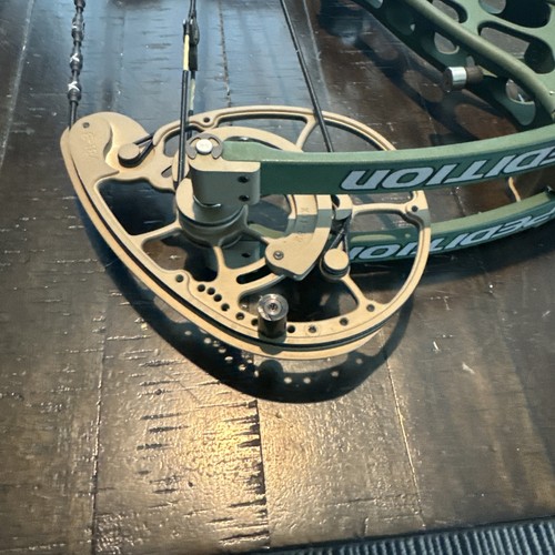 Xpedition X-lite 33 RH Green 70 Lb - Picture 8 of 11