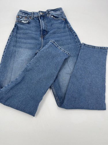 Divided H&M Straight Leg Jeans Women's Size 2 Blue Mid Rise Medium Wash - C1