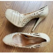 BCBG Generation Elba Cutout Platform Pumps Women's Size 8B