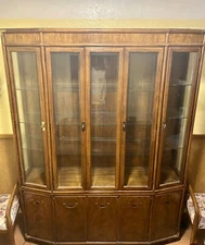 Vintage Drexel Dining Set Hutch