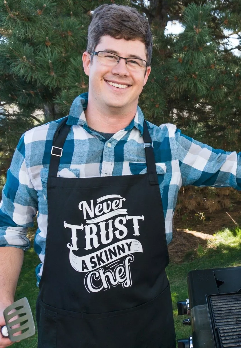 Never Trust A Skinny Chef Black Funny Kitchen Apron, Novelty Barbecue Aprons