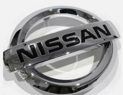 Nissan Xterra Pathfinder Frontier Front Chrome Grille Emblem 2005-2016