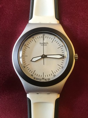 swatch 007 danjaq