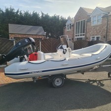 Mercury 460 4 Stroke Outboard With 60 Horse Power Mercury Engine Low Use