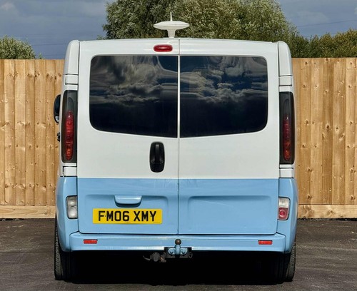 VAUXHALL Vivaro Camper Van - Picture 8 of 23