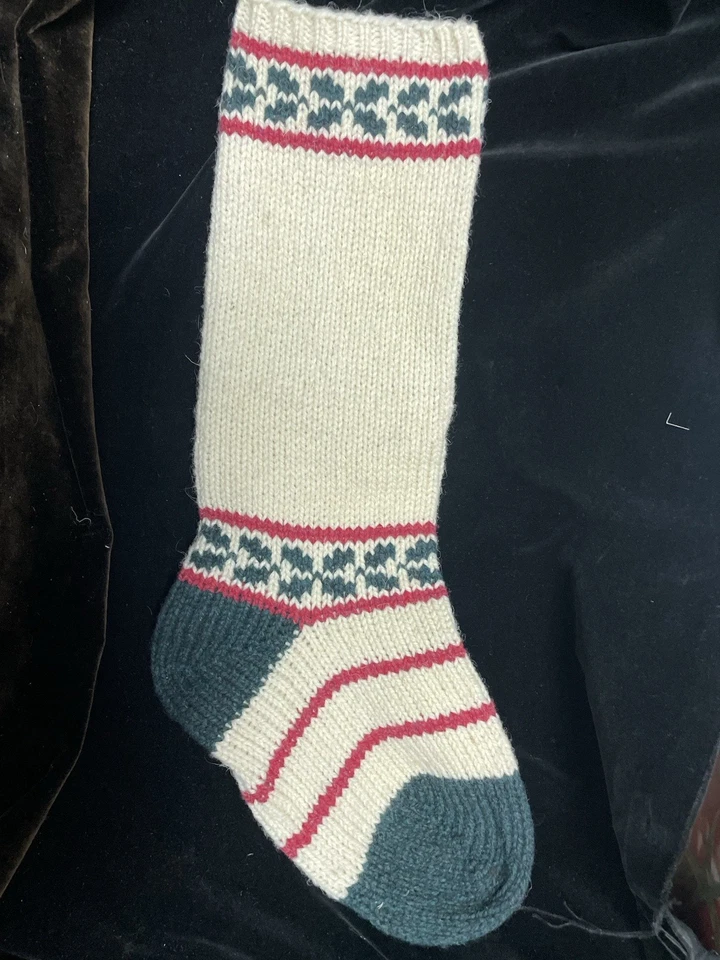 ÁRBOL DE MEDIAS DE NAVIDAD MAINE DISEÑOS CALA TEJIDA A MANO Foto 2 de 2