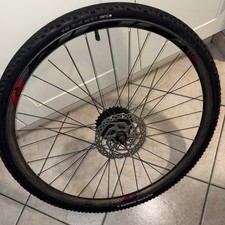 28 Zoll Hinterrad Felge Shimano 8 fach Zahnkranz Scheibenbremse komplett