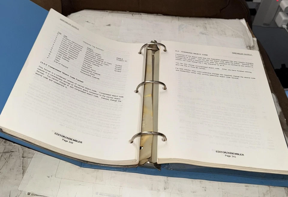 Vintage Texas Instruments Home Computer Binder Manual TI-99/4A Editor/Assembler - Image 2 of 4